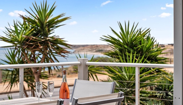 Percival Point ~ Port Willunga - Sweeping Pt. Willunga Sea Views