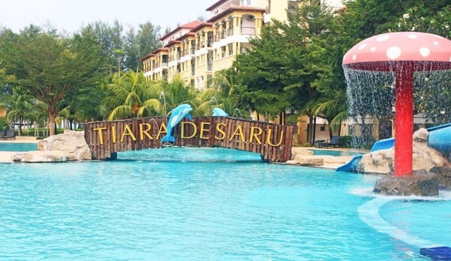 Percutian yang tenang dengan kolam renang yang bersih, taman riadah, dan pantai