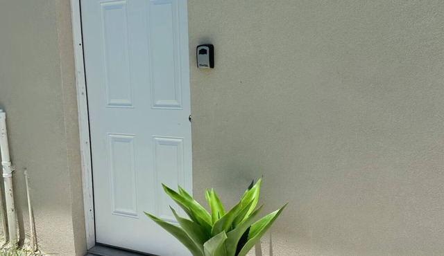 Perfect 1-bedroom apartment with AC in peaceful Rio Grande City