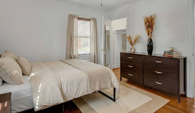 Perfect 1-bedroom apartment with AC in charming Durham