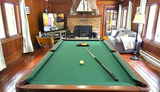 Perfect 10 acres private quiet property for small events & family gatherings