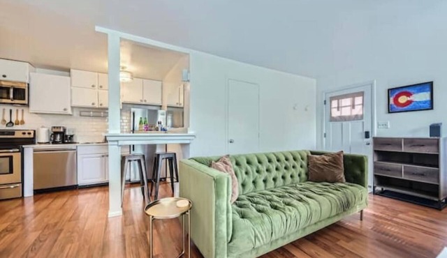 Perfect 2 BDR/1BA in Boulder with Office Space