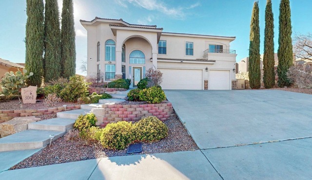 Perfect 3-bedroom house with AC in charming Las Cruces