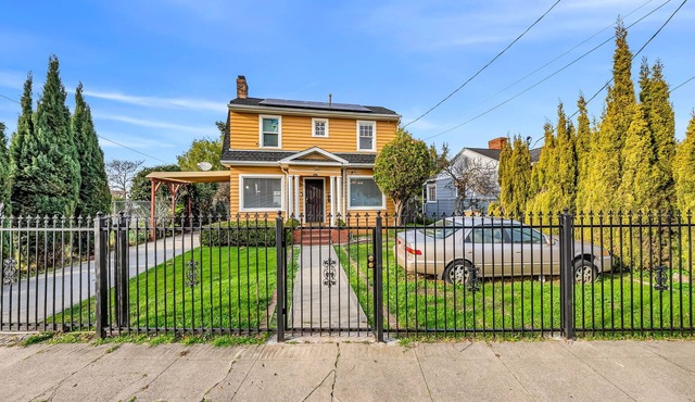 Perfect 3-bedroom house in Oakland for a relaxing stay