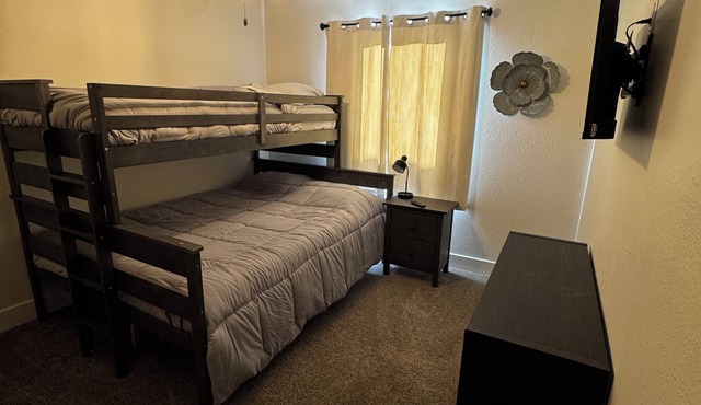 Perfect 3-bedroom house with AC in Nixa