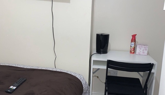 Perfect 4-bedroom house in charming Gillingham for your getaway