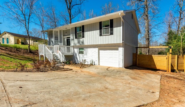 Perfect 4 Bedroom Home with Hot Tub and Amazing Yard Space!