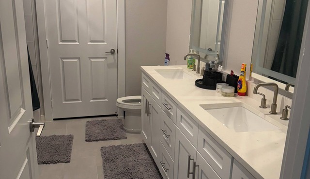 Perfect 4-bedroom house with AC in enjoyable Alamo neighborhood