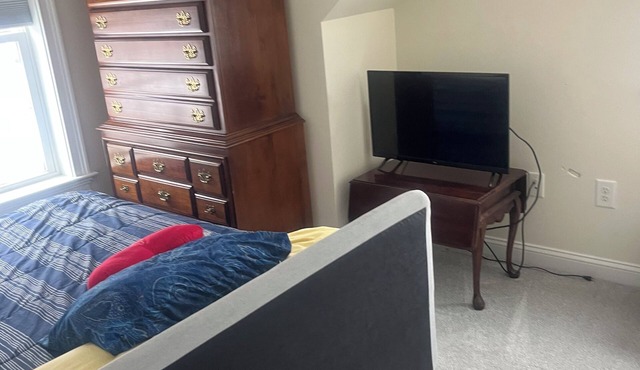 Perfect 4-bedroom townhome with AC in beautiful Woburn