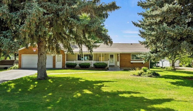 Perfect 6-bedroom house for your next getaway