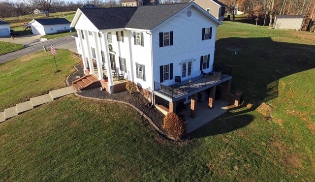 Perfect 7-bedroom house with a in ground pool