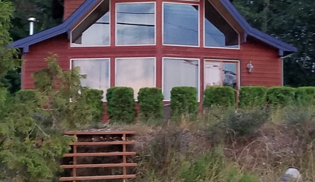 Perfect base for FIFA World Cup. 110 miles to Seattle & 40 miles to Vancouver