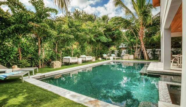 PERFECT BEACH HOME! Heated pool/spa! Just steps to beach & Stunning views!