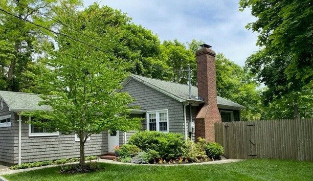 Perfect beach house, south of highway Quiogue/Westhampton Beach - Pool, Hot Tub