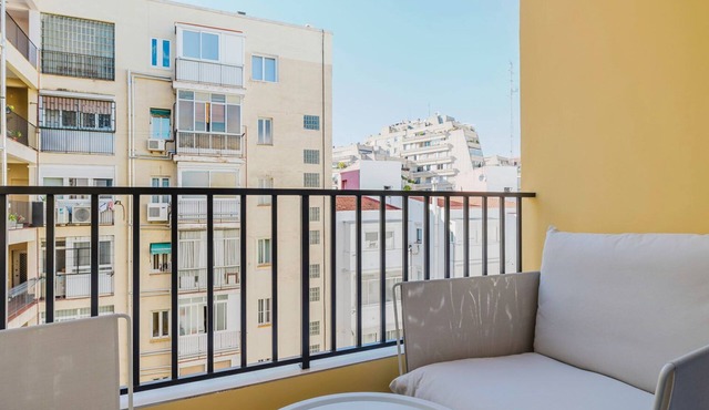 Perfect Bernabeu-Hispanoamerica 2BR w/Doorman & Washer, by Blueground