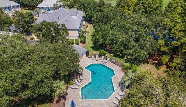 Perfect blend of comfort and modern design 3BR/BA Golf Course Villa with Pool.