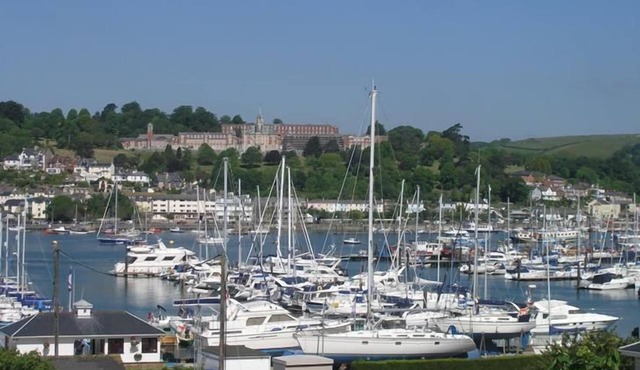 Perfect bolthole with views across the marina and river