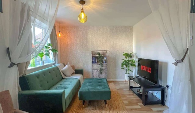 Perfect Booking | 3 Bed Home in Central Bracknell