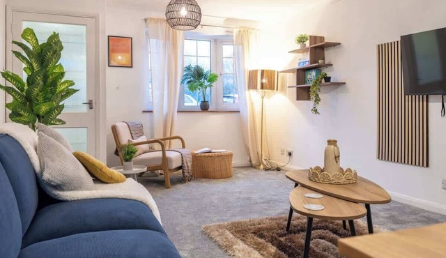 Perfect Booking | 2 Bed Home in Hitchin