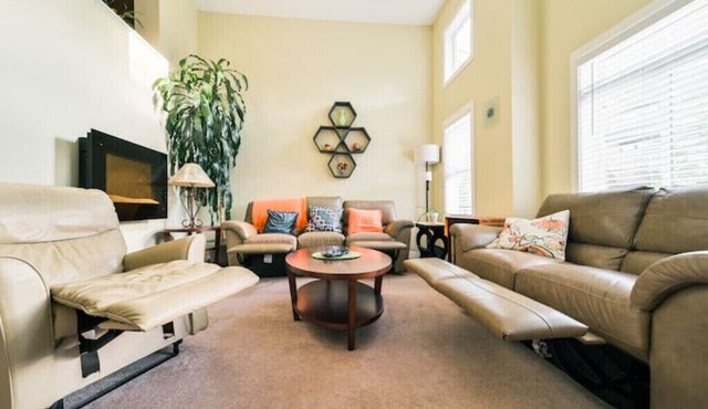 Perfect Calgary Escape, 10min>Airport