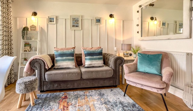 Perfect Cornish Holiday Pad - 5 Min Walk to Beach!