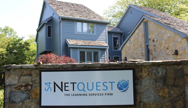 Perfect Corporate Housing in Beautiful Murifield Village.