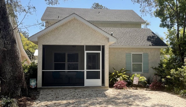 Perfect Cottage and Getaway, great location, and all 5 star ratings!