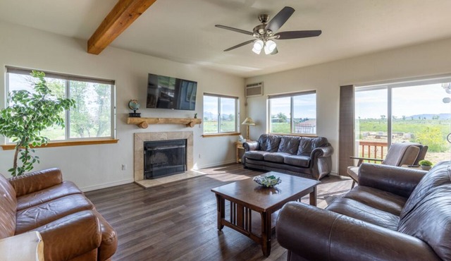 Perfect Country Getaway Near Durango, Mountains, Lakes, Mesa Verde, Skiing