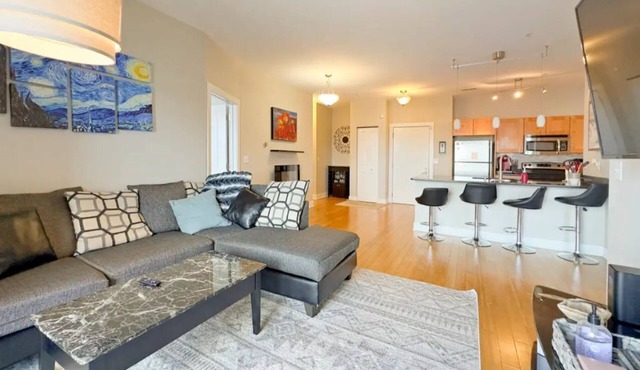 Perfect Downtown Lansing Condo