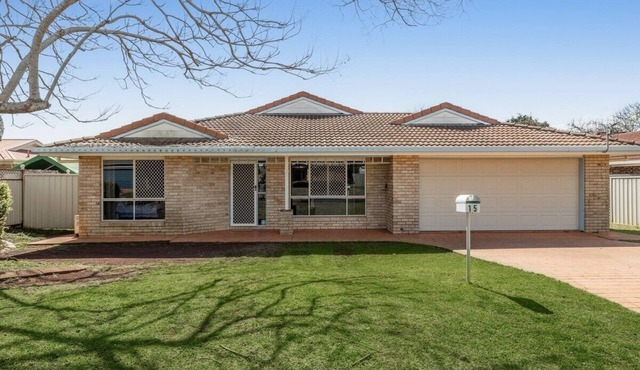 Perfect Family Retreat in Middle Ridge!