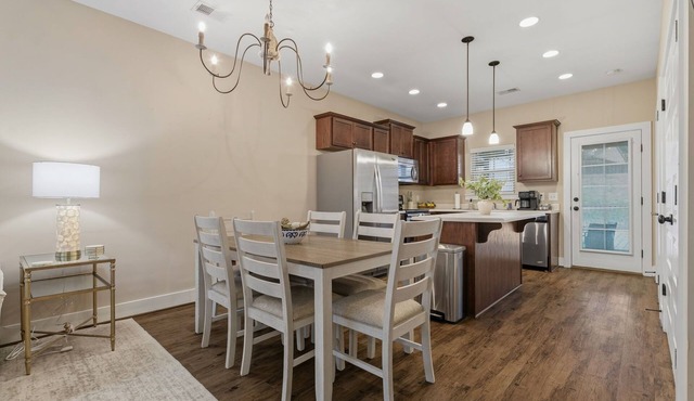 Perfect Family Retreat Minutes from Met and Finley Center