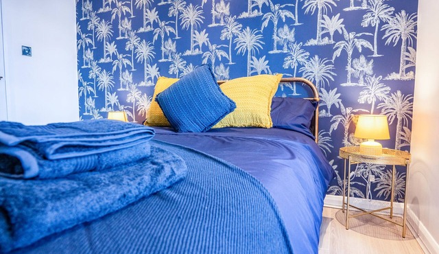 Perfect flat for the beach and town centre