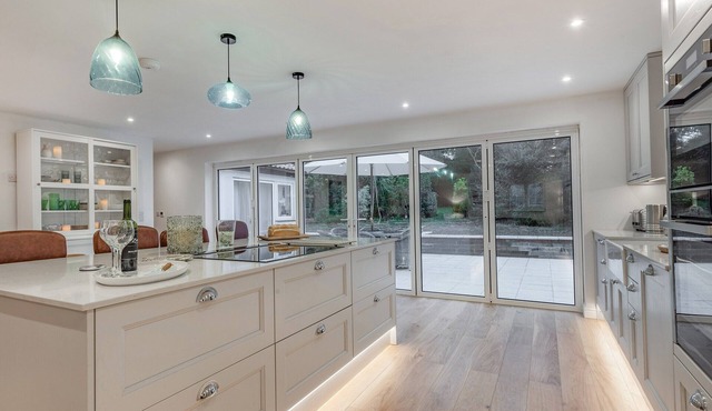 Perfect for discerning guests looking to be close to the East Coast.