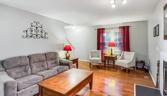 Perfect for Extended Stays! Fenced Yard! Pet Friendly!