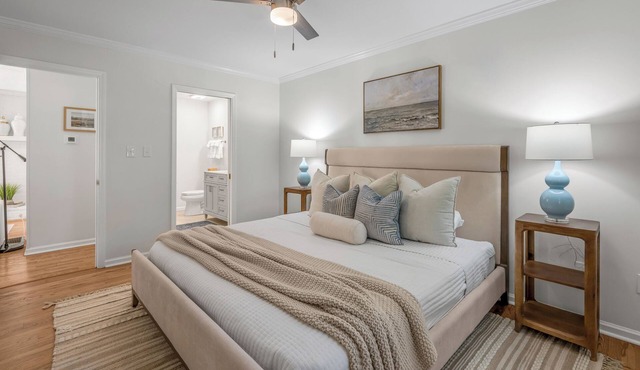 Perfect for Extended Stays! Luxury Townhome in Quiet Neighborhood Near UK