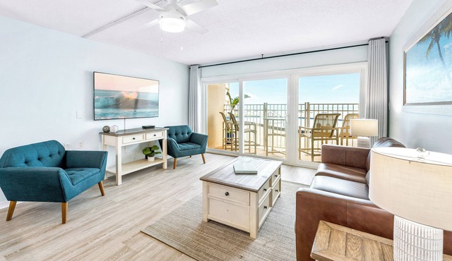 Perfect for Families - Oceanfront Ground Floor Condo w/Large Heated Pool! 🏖️