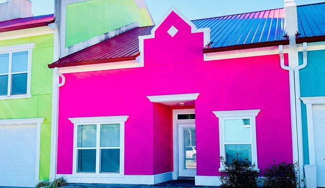 Perfect For Families, Private beach, Pool, Game Room, all King beds