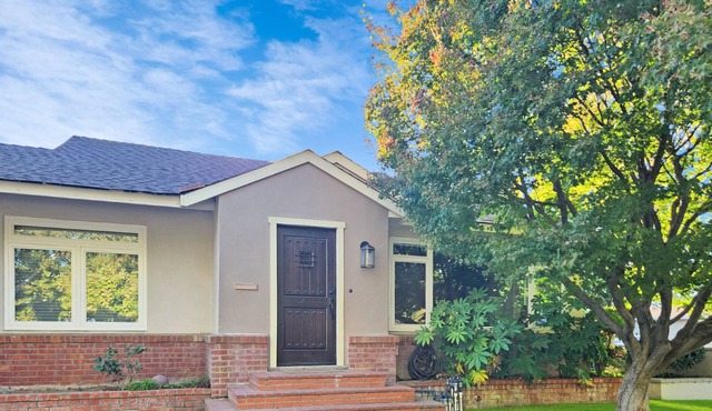 Perfect for Family or Group Stay! Walk to Downtown + Easy Checkout