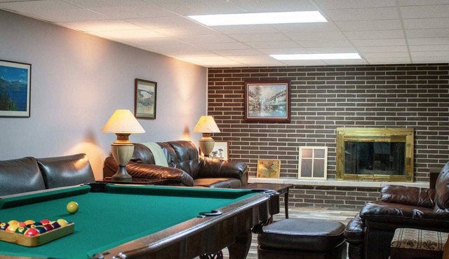 Perfect for Family Gatherings & IU Sporting Events!