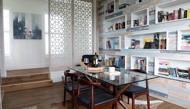 Perfect for groups, Flynn's Hill Luxury Country Home