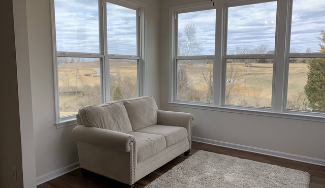 PERFECT for PGA 2024 - 1 mi to Valhalla. Already book for Derby