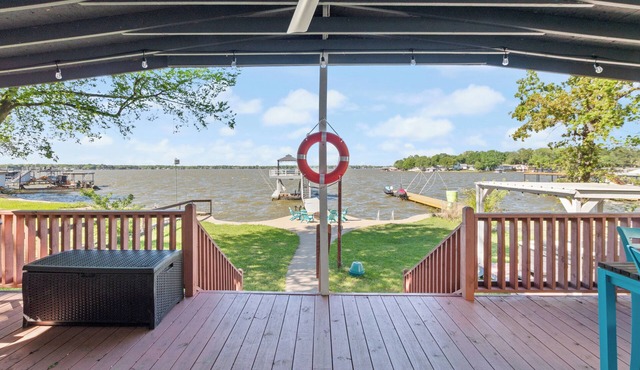 Perfect for relaxing at the lake