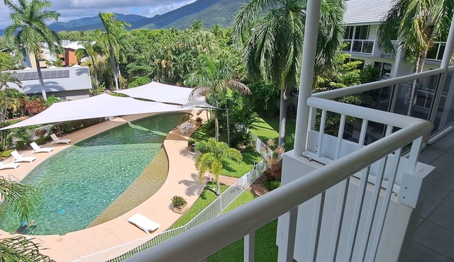 Perfect for singles or couples, this has the lot Foxtel Health club King bed