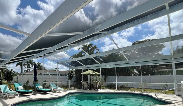 Perfect Fort Myers Getaway! Close to beaches, downtown, nightlife.