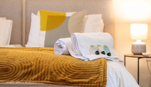 Perfect for contractors, families, 4 beds, parking