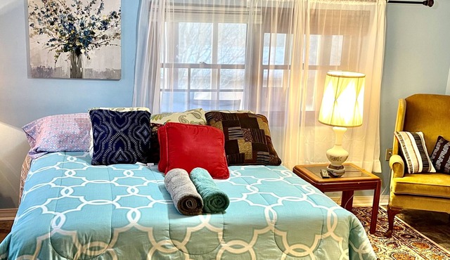 Perfect getaway and 4 minutes to Fort KnoxQuiet, safe with a beautiful garden