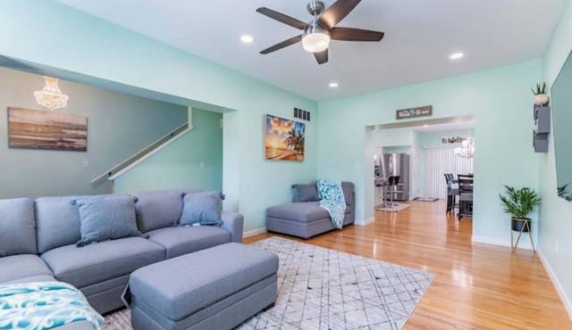 Perfect Getaway @ CWE- Entire Home + Free Parking Near Fox, Universities & More!