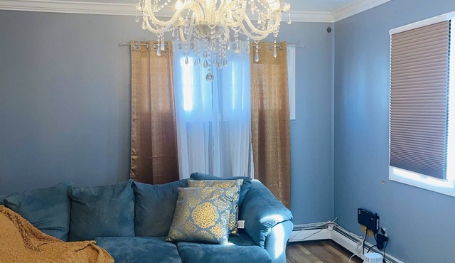 Perfect Getaway Home 30 minutes drive to Manhattan.