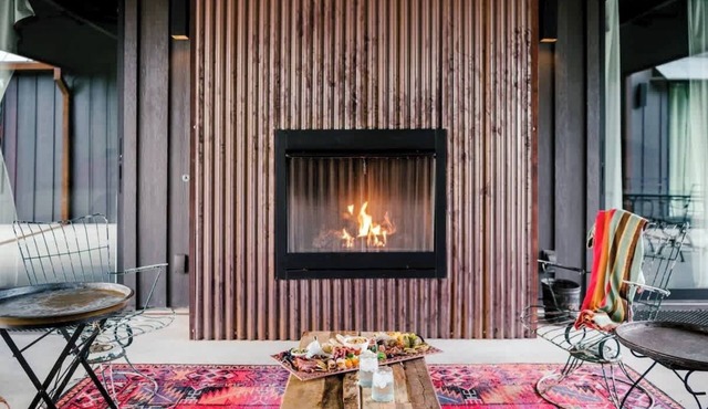Perfect Getaway Near RT | Sunset Views & Firelight