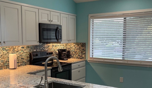 PERFECT GOLF and BEACH RETREAT Sleeps 6